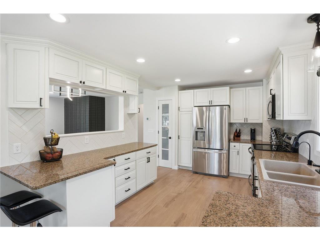 1375 Cherry Place Orono MN 55364 7100106 image12