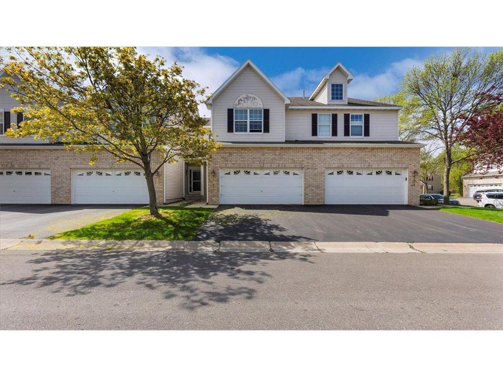 1375 White Oak Drive, Chaska, MN, 55318 MLS 6532395 Edina Realty