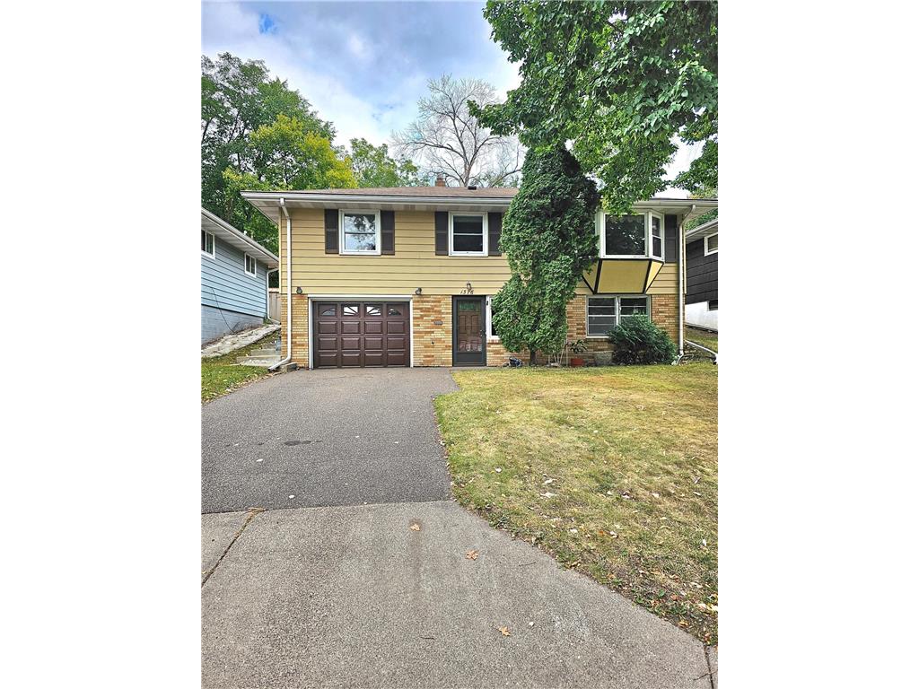 1376 Burr Street Saint Paul MN 55130 6435106 image1