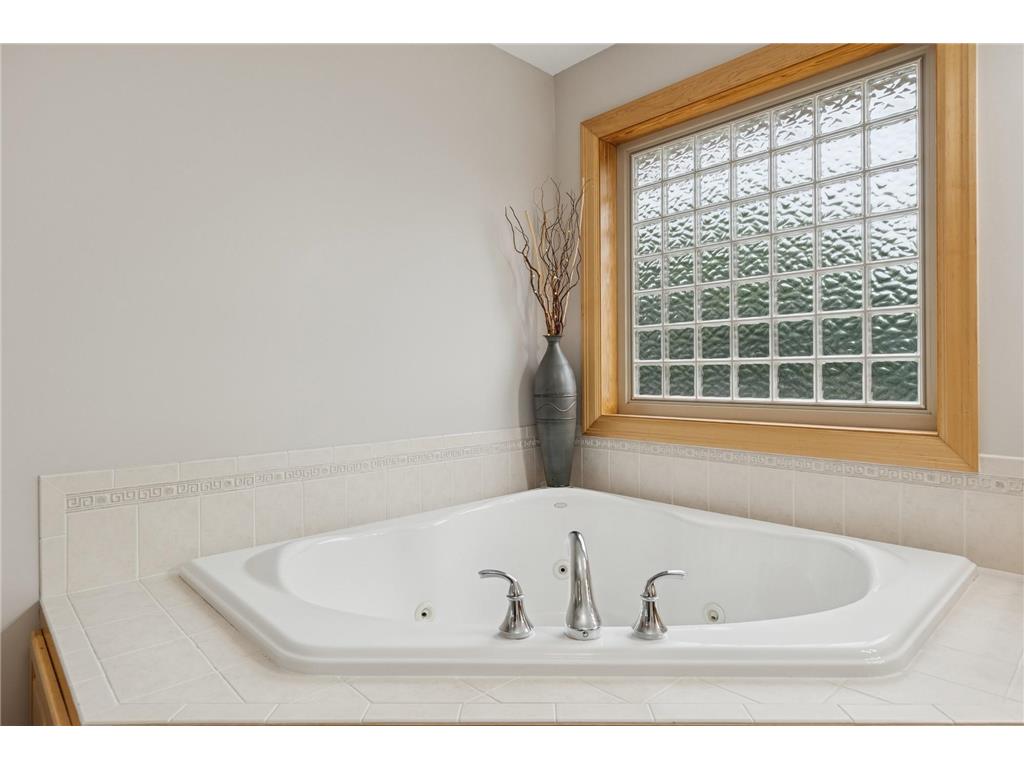 1376 Cobblestone Road N Champlin MN 55316 6793650 image31