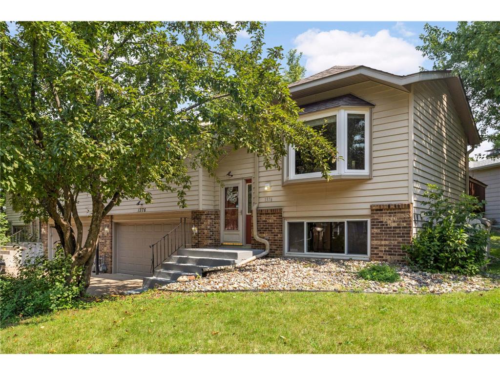 1376 Lakeside Circle Eagan MN 55123 6579122 image1