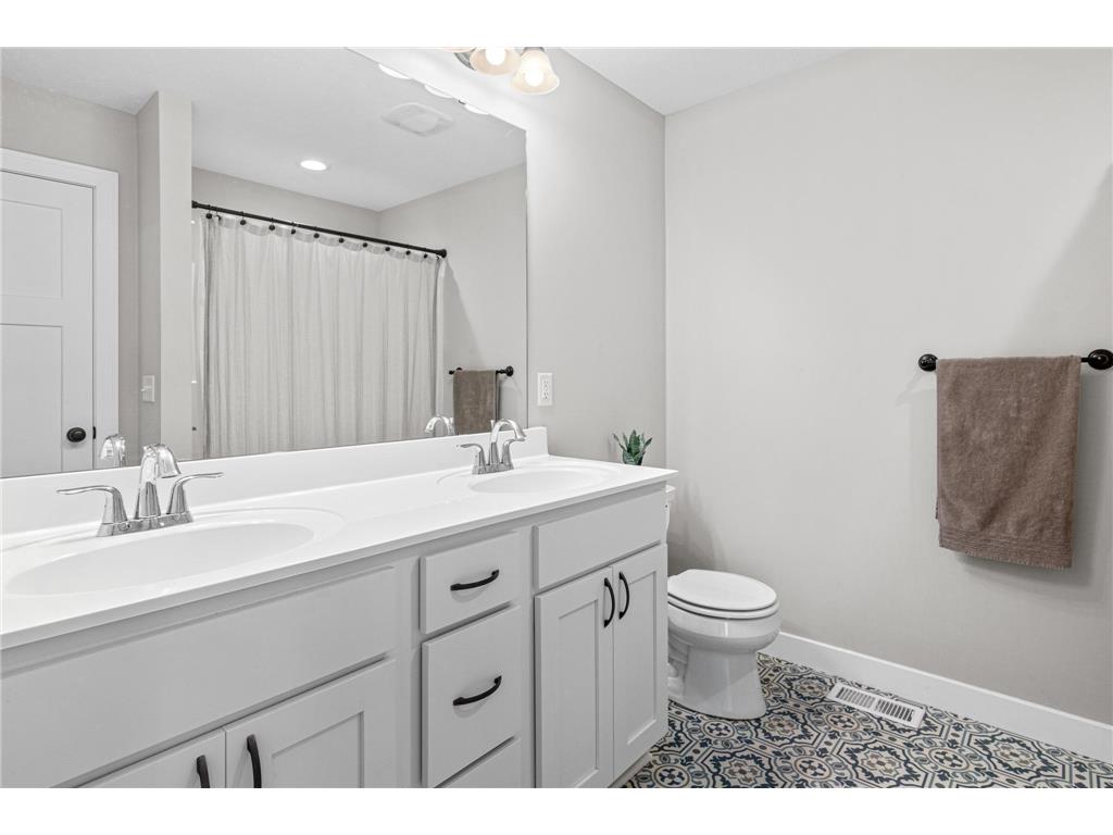 1376 Pheasant Run New Richmond Twp WI 54017 6817655 image14