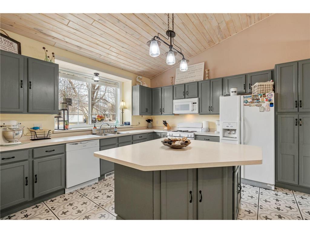 13761 Dorothy Drive Rogers MN 55374 7027100 image4