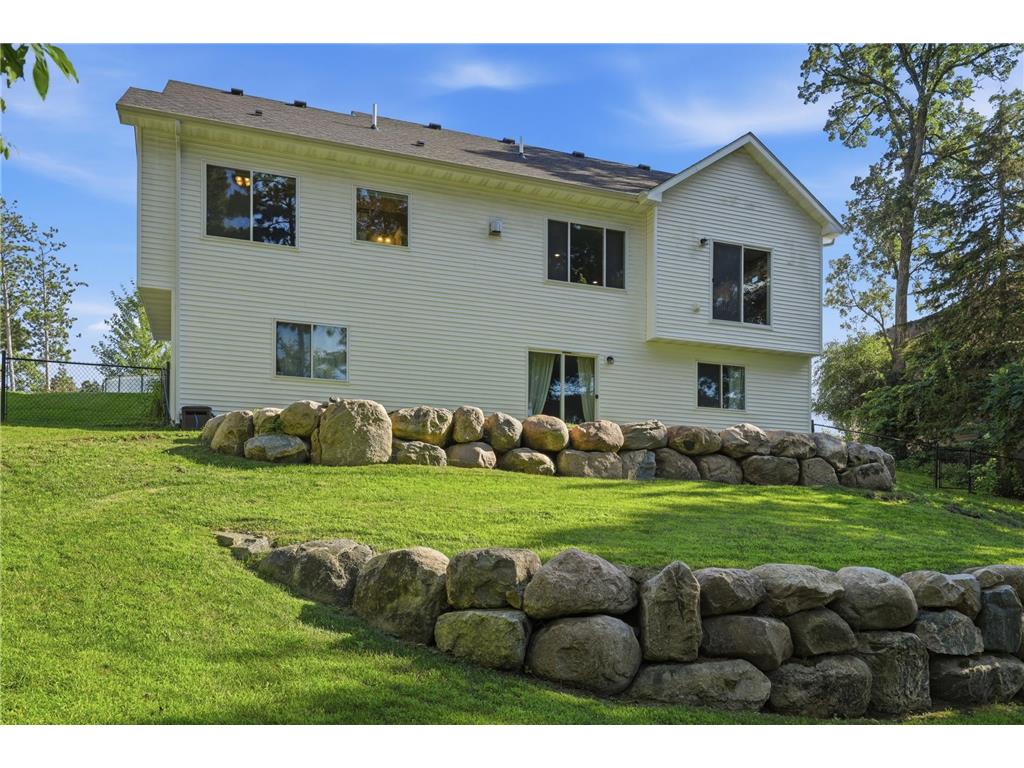 13763 9th Avenue S Zimmerman MN 55398 7108721 image6