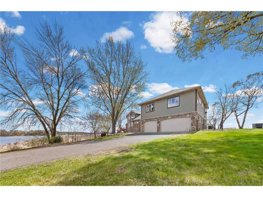 13765 Norelius Lane Lindstrom MN 55045 - South Center Lake 7053257 image91