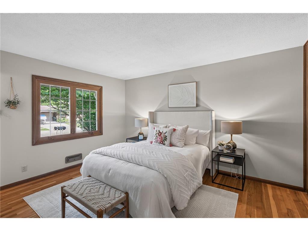 13769 Fairlawn Avenue Apple Valley MN 55124 7103067 image8