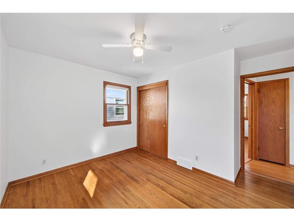 1377 Clarence Street Saint Paul MN 55106 6809452 image19