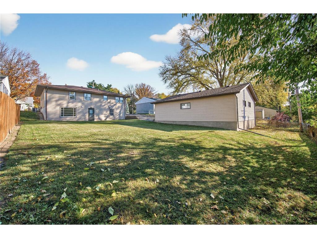 1377 Clarence Street Saint Paul MN 55106 6809452 image27