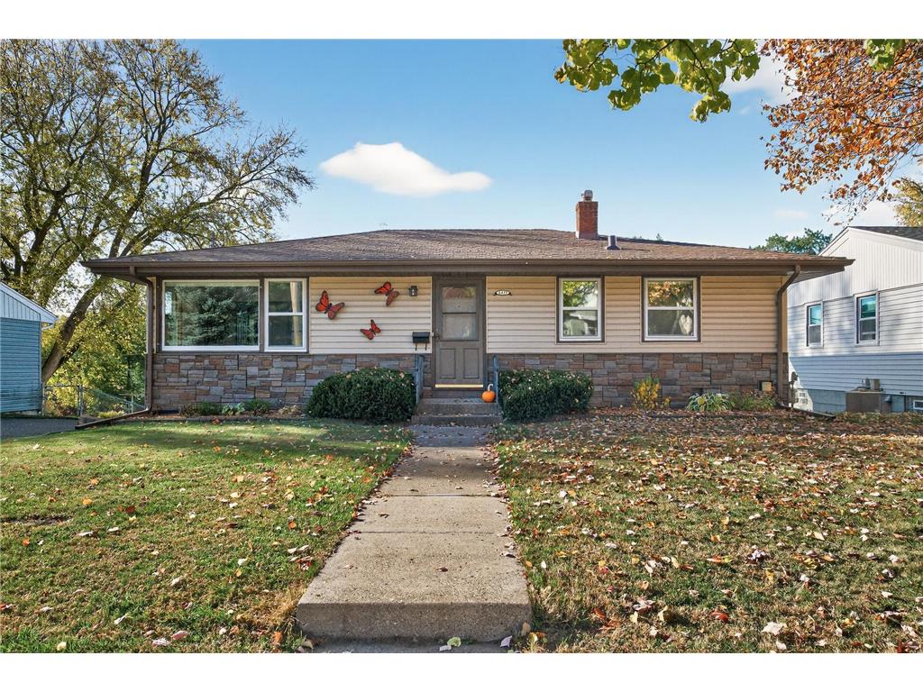 1377 Clarence Street Saint Paul MN 55106 6809452 image3