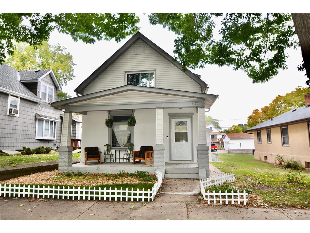 1377 Reaney Avenue Saint Paul MN 55106 6406033 image1