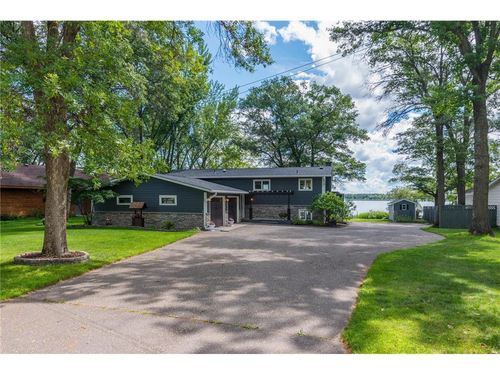 13772 Memorywood Drive Baxter MN 56425 - White Sand 6757409 image1