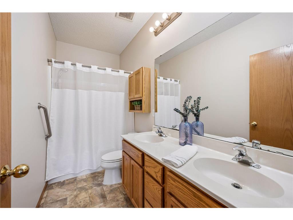 13775 Dorothy Drive Rogers MN 55374 7051260 image14