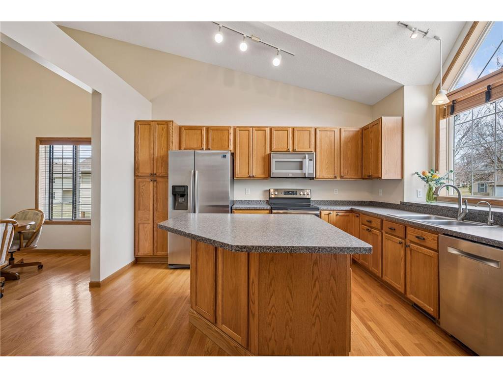 13775 Dorothy Drive Rogers MN 55374 7051260 image5