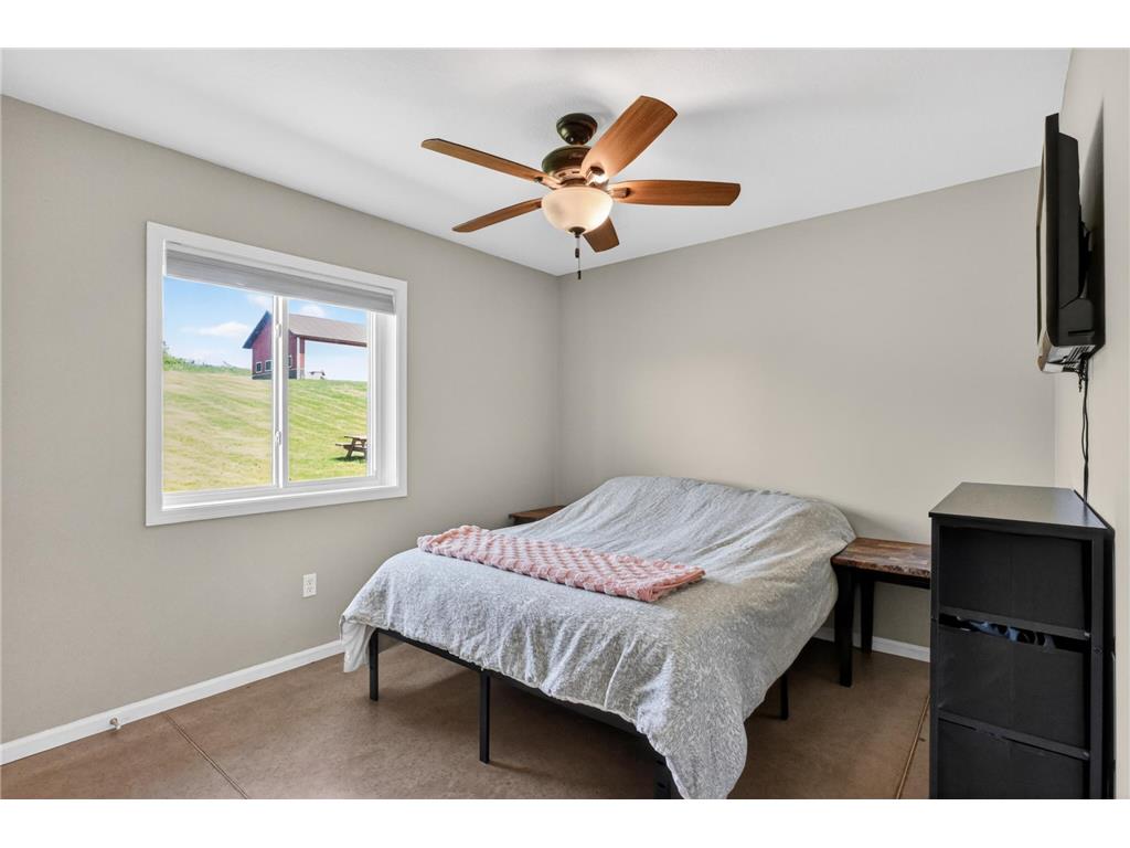 1378 W Latoka Drive SW Alexandria MN 56308 7092324 image20