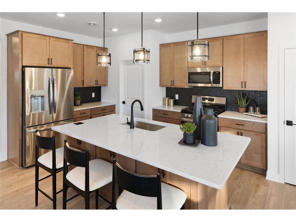 13785 Hollybrook Circle Apple Valley MN 55124 7097105 image1