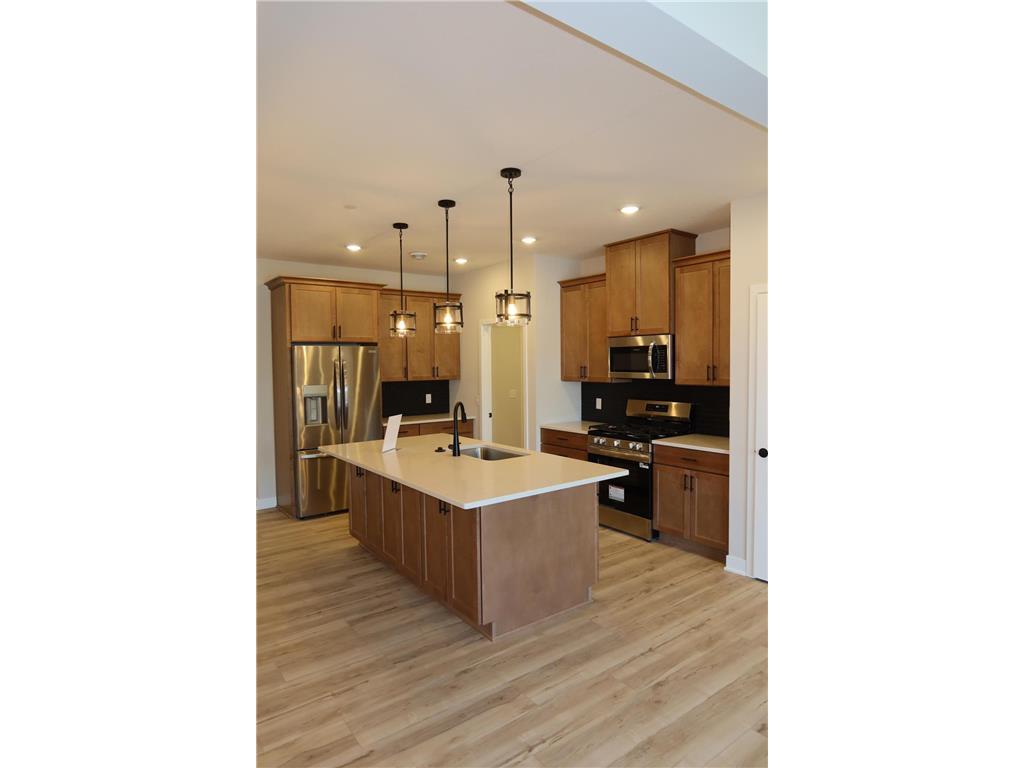 13789 Hollybrook Circle Apple Valley MN 55124 7086198 image1