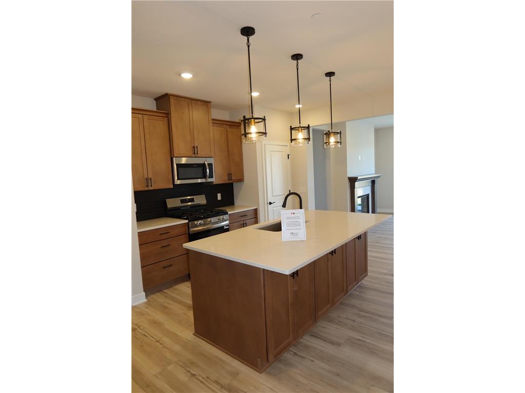 13789 Hollybrook Circle Apple Valley MN 55124 7086198 image3