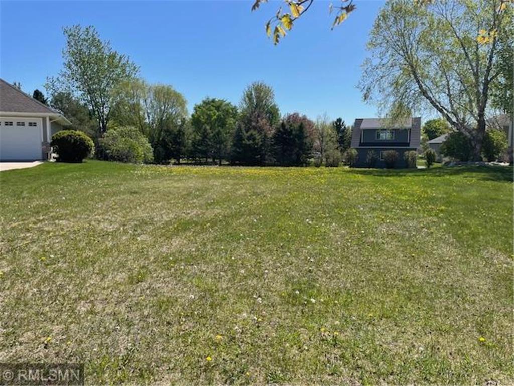 1379 Heritage Avenue NW Hutchinson MN 55350 7076139 image1
