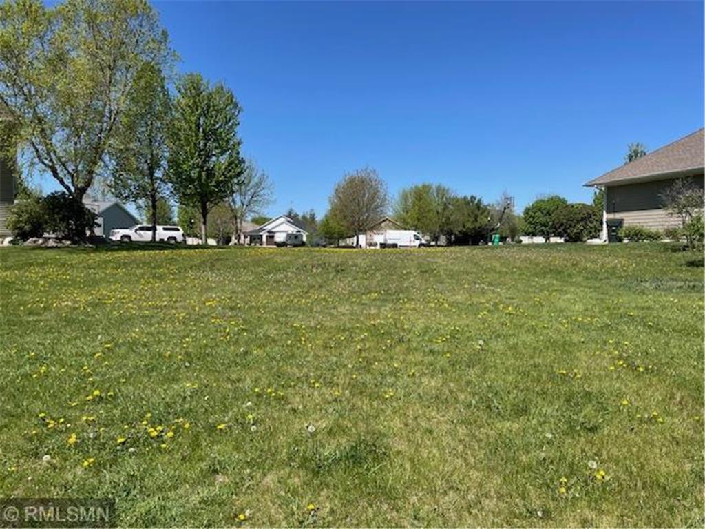 1379 Heritage Avenue NW Hutchinson MN 55350 7076139 image3