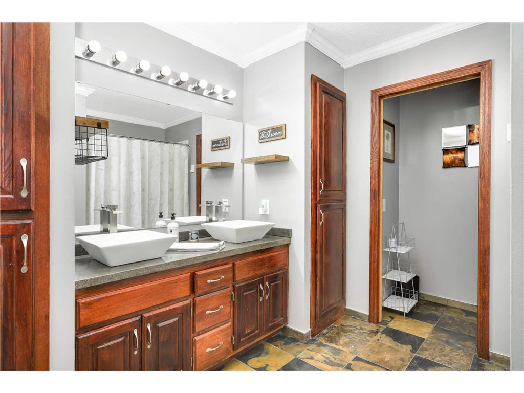 13796 55th Street N Oak Park Heights MN 55082 6784962 image20