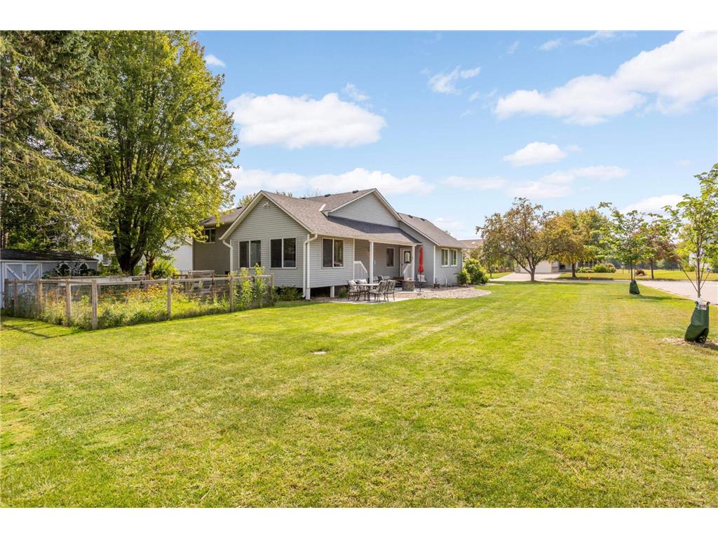 13796 55th Street N Oak Park Heights MN 55082 6784962 image34