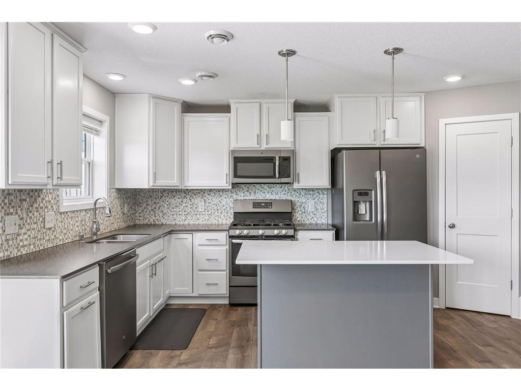 13797 102nd Place N Maple Grove MN 55369 7059335 image11