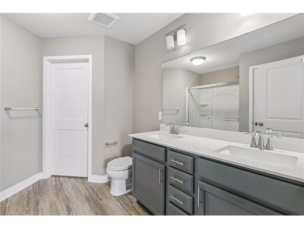 13797 102nd Place N Maple Grove MN 55369 7059335 image20