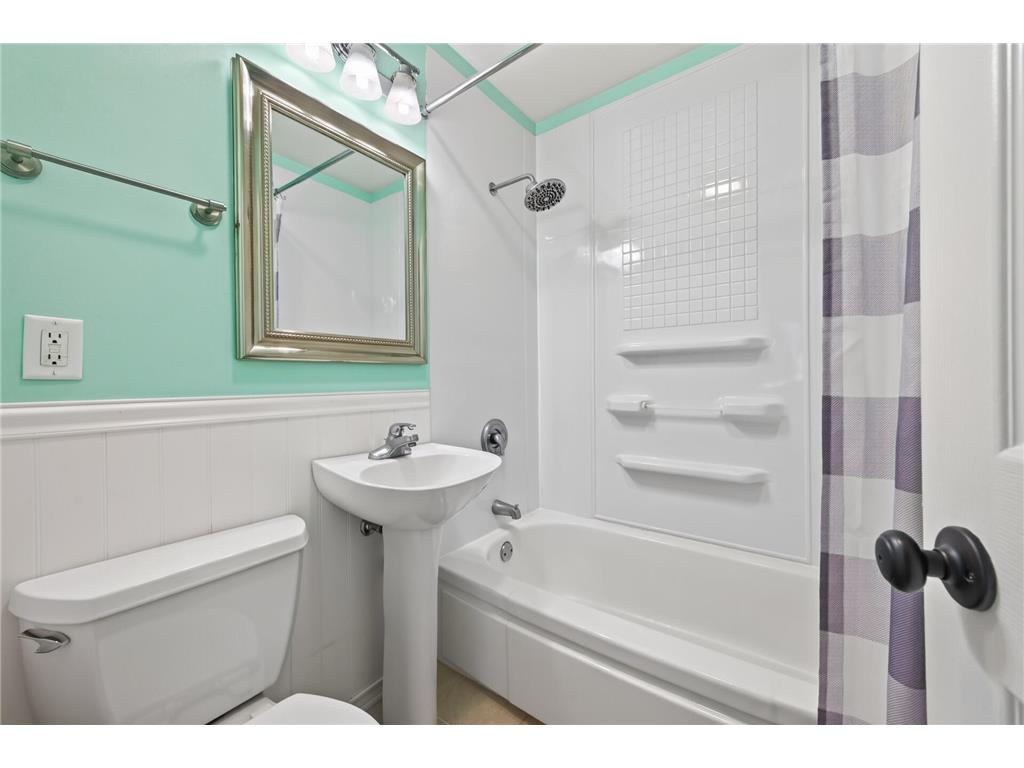 138 106th Avenue NW Coon Rapids MN 55448 7109872 image24