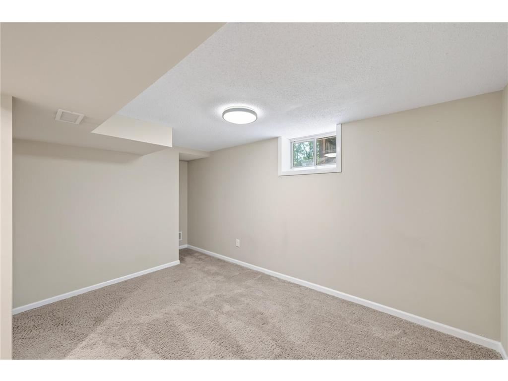 138 106th Avenue NW Coon Rapids MN 55448 7109872 image38