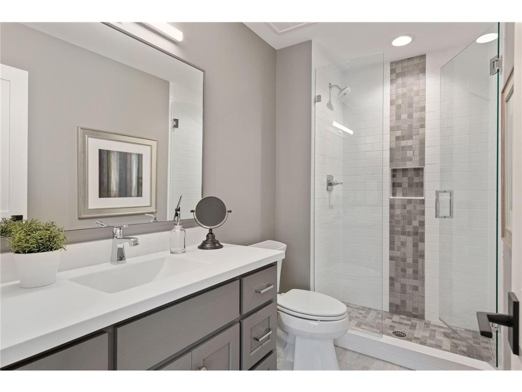 138 2nd Street Excelsior MN 55331 7046880 image10