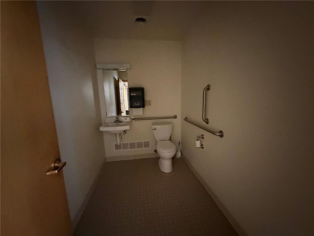 138 W Madison Avenue Grantsburg WI 54840 7092066 image8