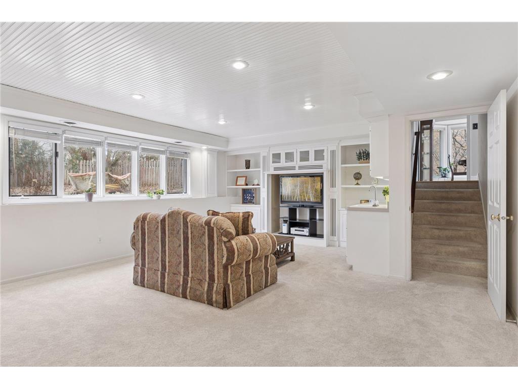138 White Oaks Lane Vadnais Heights MN 55127 7028534 image15