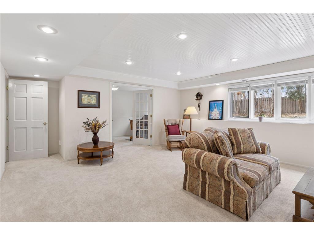 138 White Oaks Lane Vadnais Heights MN 55127 7028534 image16