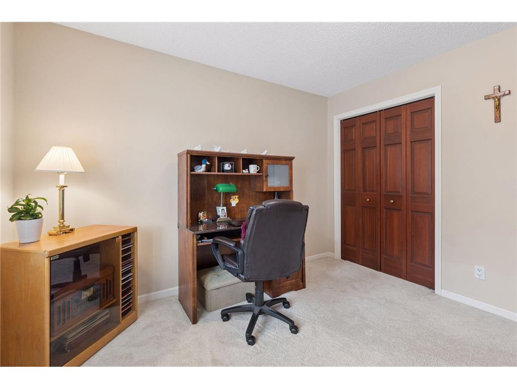 138 White Oaks Lane Vadnais Heights MN 55127 7028534 image23