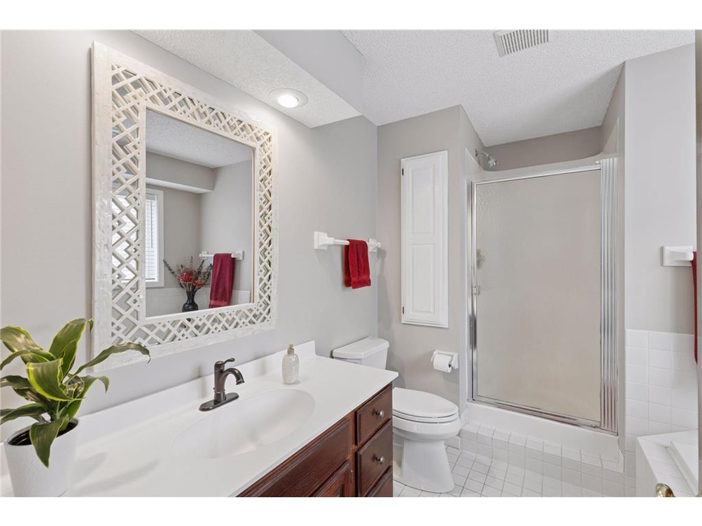 138 White Oaks Lane Vadnais Heights MN 55127 7028534 image28