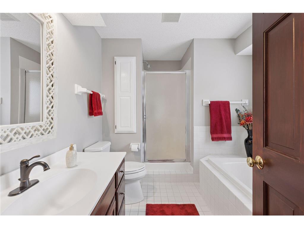 138 White Oaks Lane Vadnais Heights MN 55127 7028534 image29
