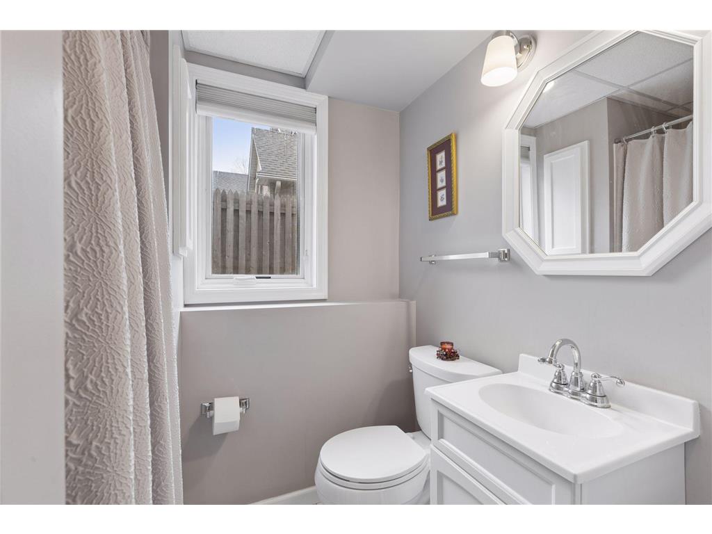138 White Oaks Lane Vadnais Heights MN 55127 7028534 image32