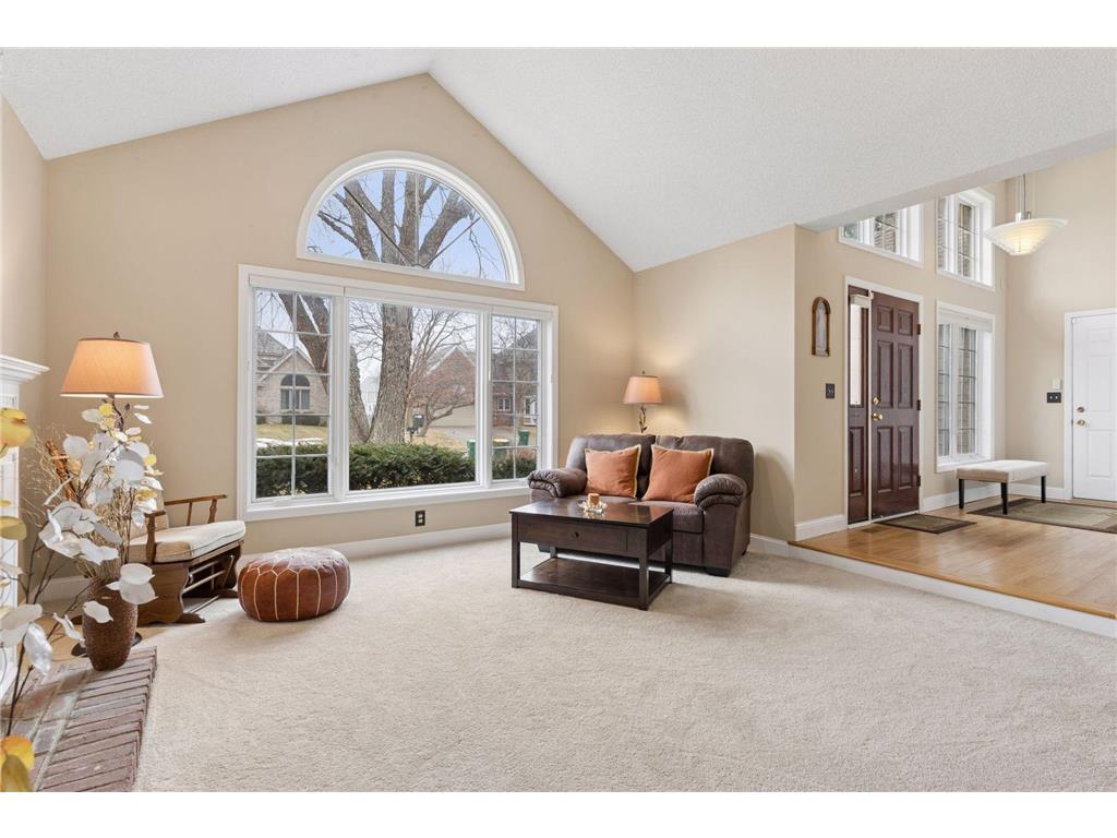 138 White Oaks Lane Vadnais Heights MN 55127 7028534 image4