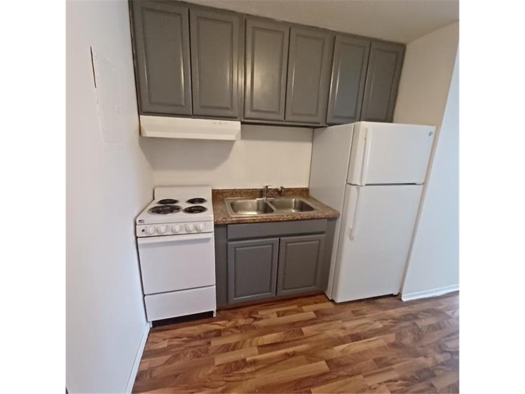 1380 7th Street NW #4 New Brighton MN 55112 6478579 image1