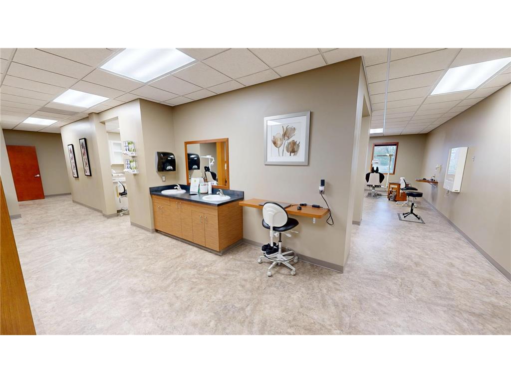 1380 E Bridge Street #smileCIC Redwood Falls MN 56283 7036938 image15