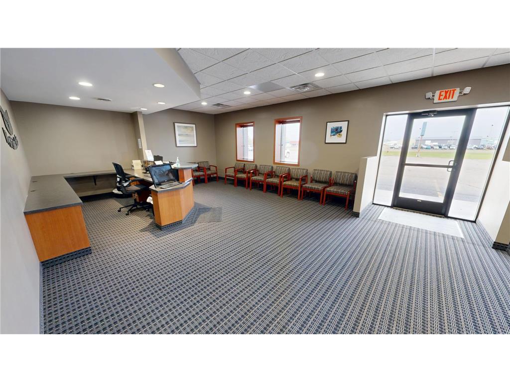 1380 E Bridge Street #smileCIC Redwood Falls MN 56283 7036938 image3