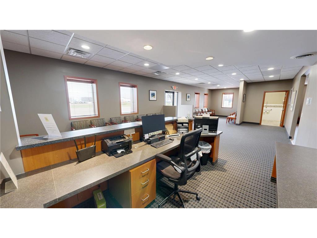 1380 E Bridge Street #smileCIC Redwood Falls MN 56283 7036938 image4