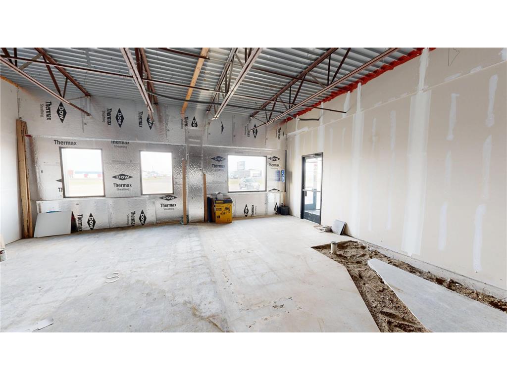 1380 E Bridge Street #vanilla Redwood Falls MN 56283 6714215 image2