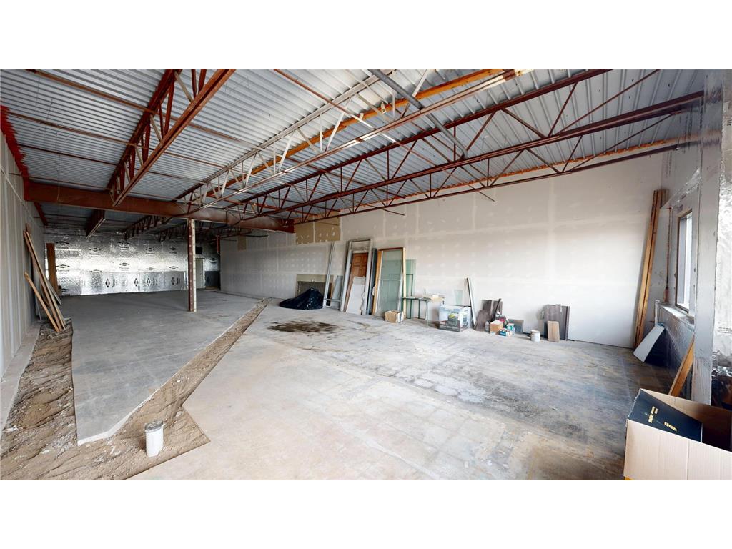 1380 E Bridge Street #vanilla Redwood Falls MN 56283 6714215 image4