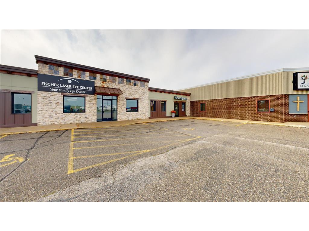 1380 E Bridge Street #vanilla Redwood Falls MN 56283 6714215 image9