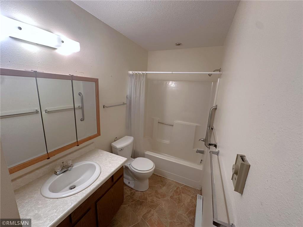 1380 Heritage Drive New Richmond WI 54017 6794682 image21