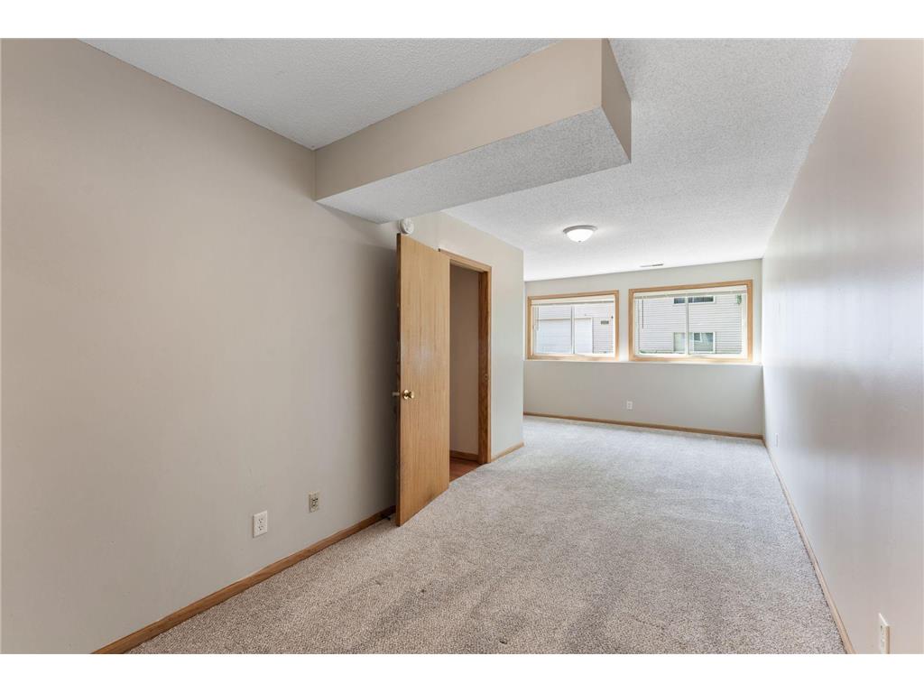 1380 Silver Lake Road NW New Brighton MN 55112 7087991 image21