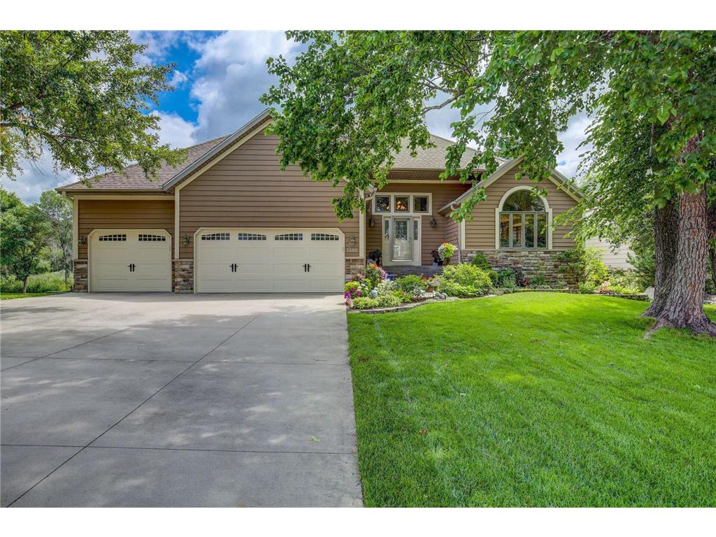 1380 Woodcrest Avenue Shoreview MN 55126 6403879 image1