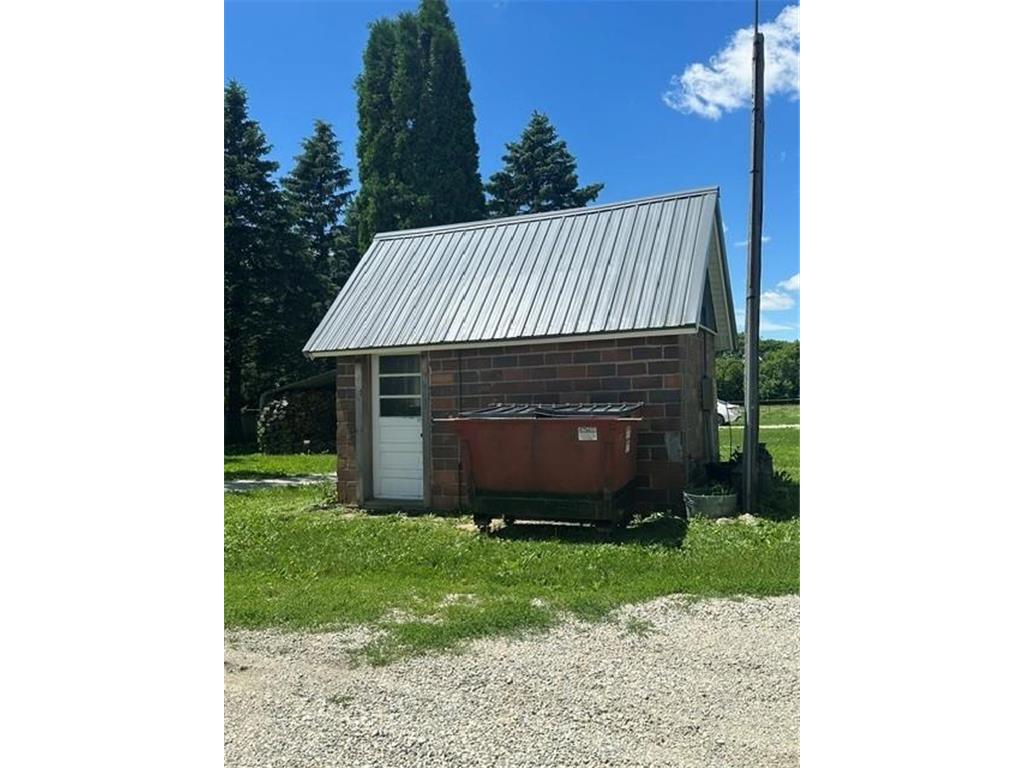 13803 County 14 Bloomfield Twp MN 55975 7093377 image38