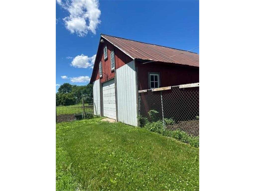 13803 County 14 Bloomfield Twp MN 55975 7093377 image42